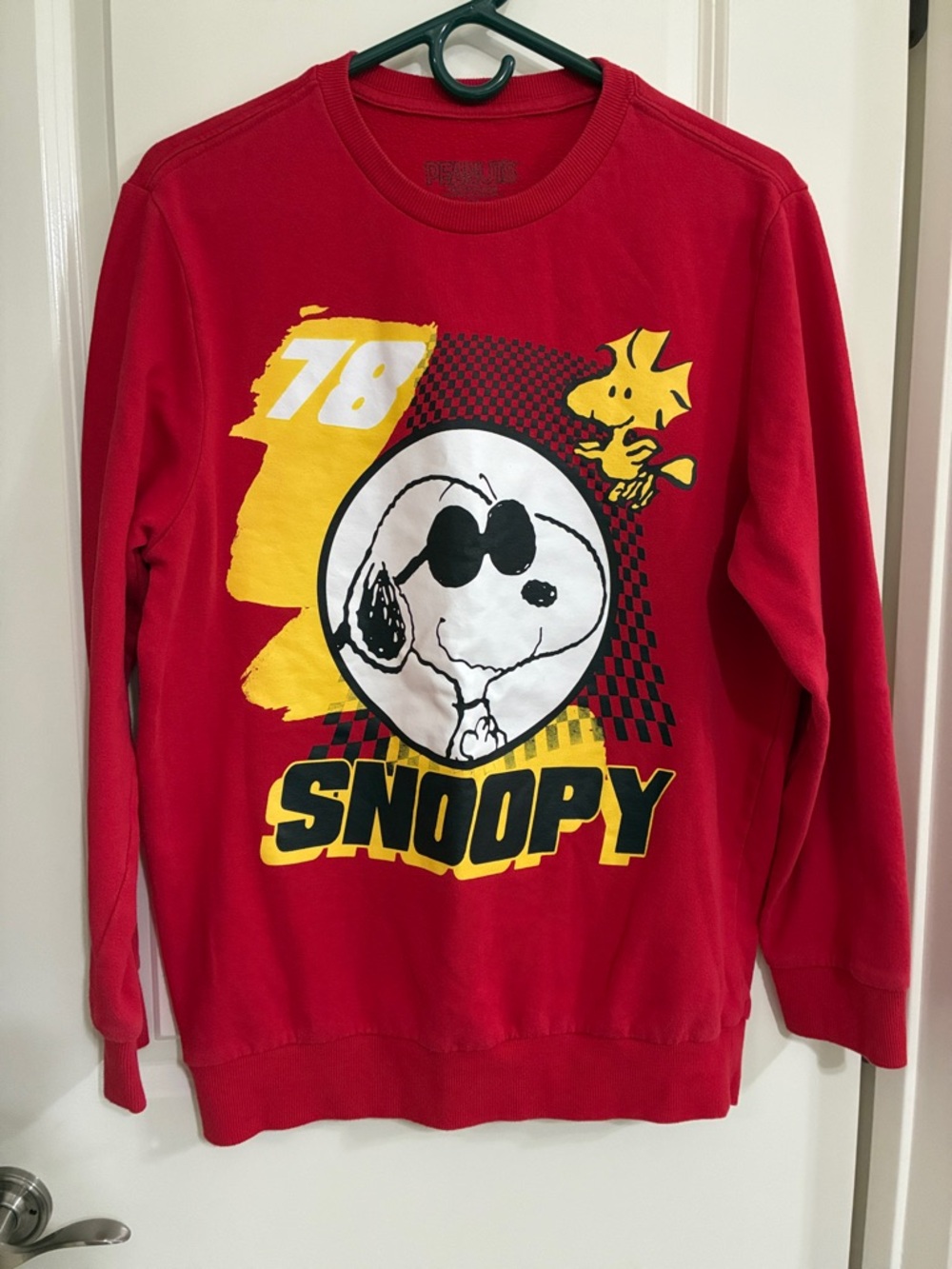 Men’s Peanuts Bright Red Crewneck sweatshirt